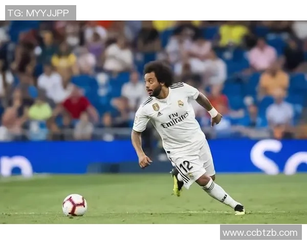 足球界无可挑剔的完美球星 谁是最不被争议的传奇人物